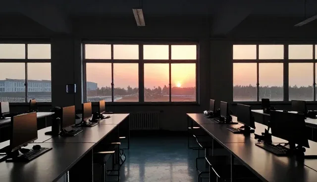 高校网站制作公司:如何选择适合的建站服务商